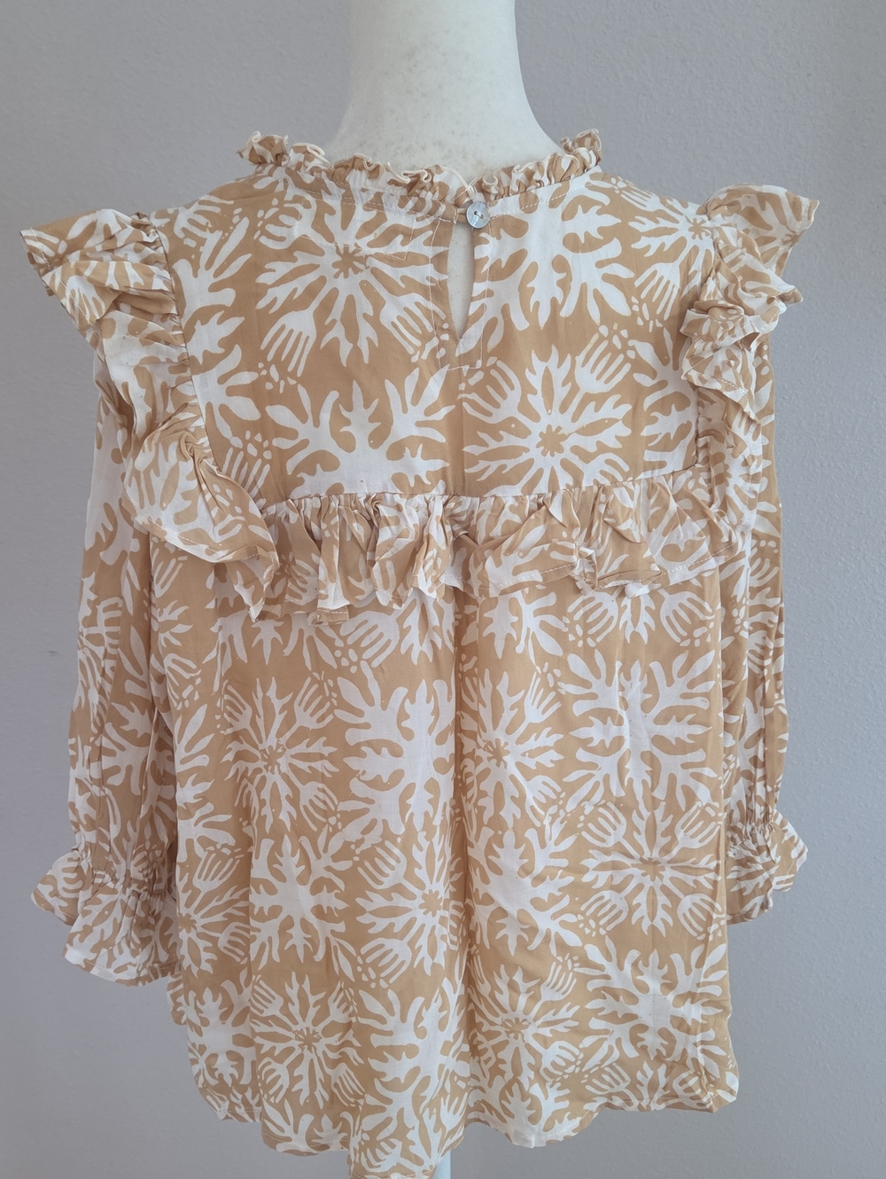 Alohiwai Regal Top In Vintage Aloha - Picture 3 of 6